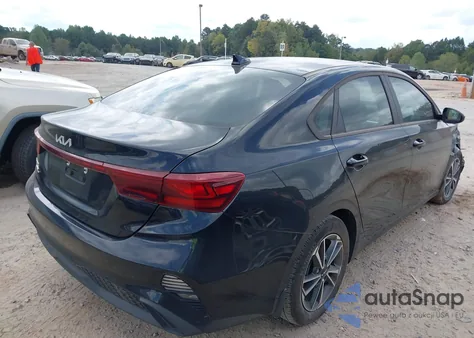 2022 Kia Forte Lxs z USA, uszkodzony, nr VIN 3KPF24AD2NE459185